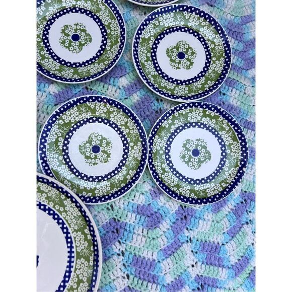 Vintage Mod Flower Power Plate Set - Picture 7 of 13